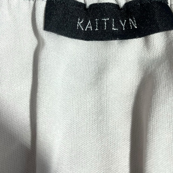 Kaitlyn Tie dye off the shoulder top with ruffle detail romper - - Picture 4 of 5